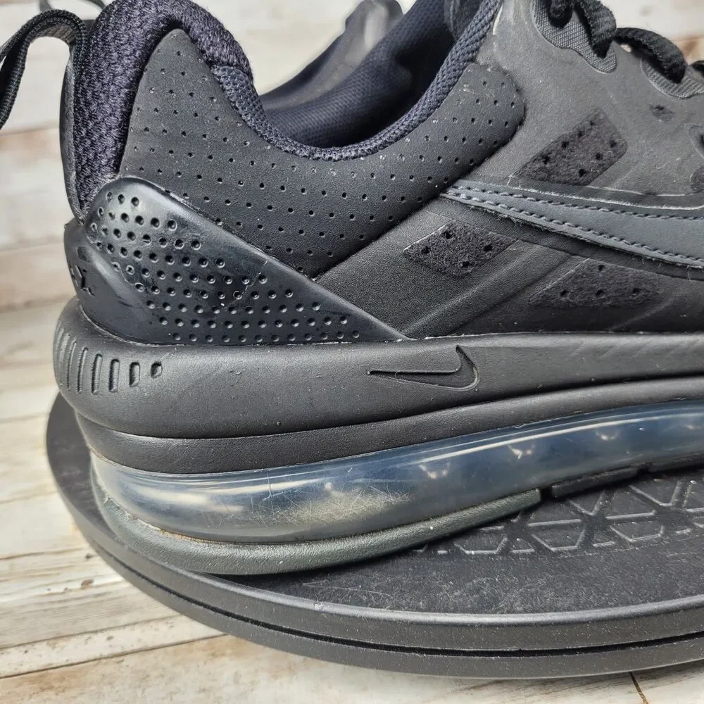 Nike Air Max Genome 6Y/ Women Size 7.5 Low Black Anthracite Athletic Shoes